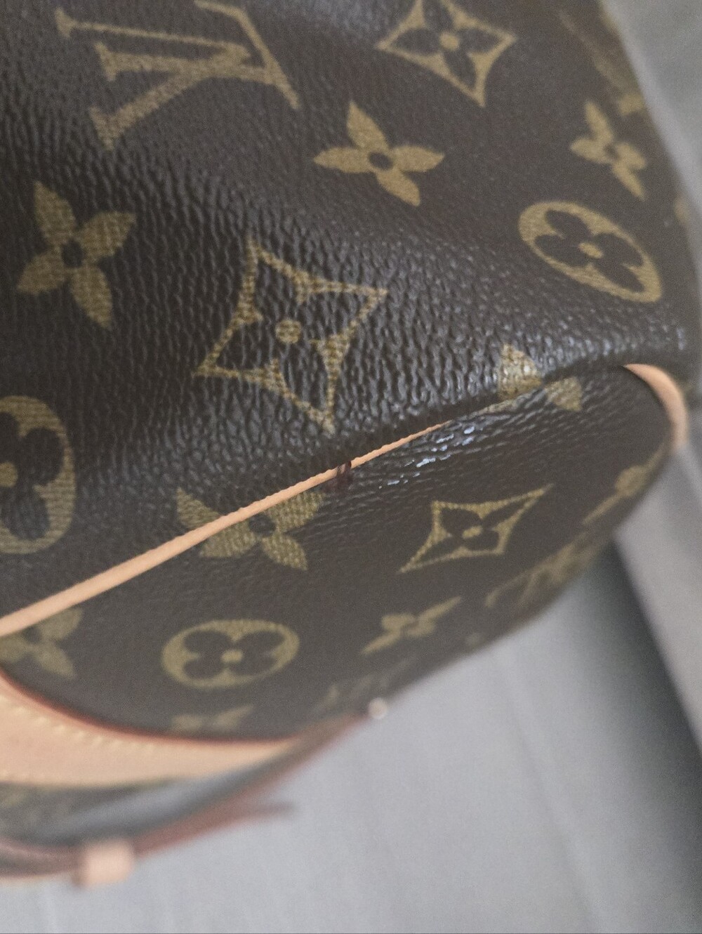 Louis Vuitton Keepall Bandouliere 50 - Picture 9 of 16